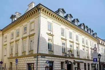Unicus Palace Old Town   Destigo Hotels - Cracovia