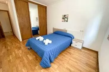Apartamentos Playa de La Lanzada 3000 - Revolta