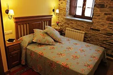 Apartamentos El Llago - Boal
