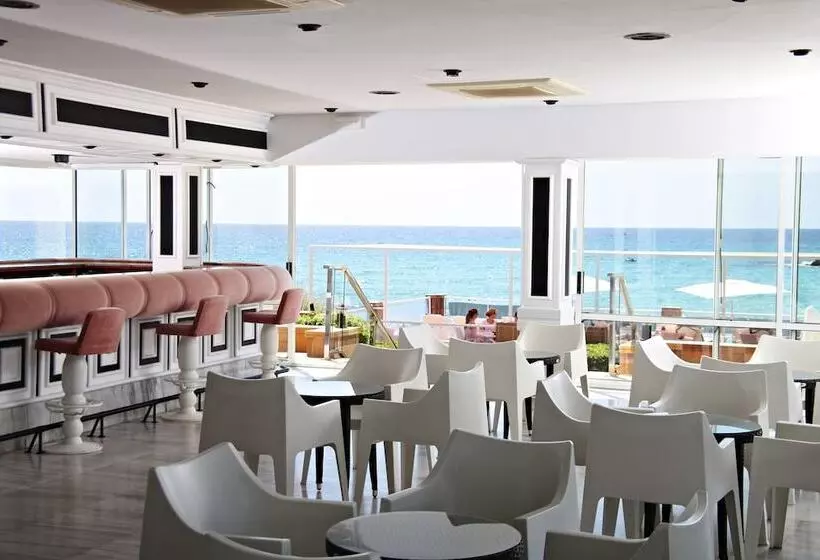 Fotos del hotel Clumba:  24