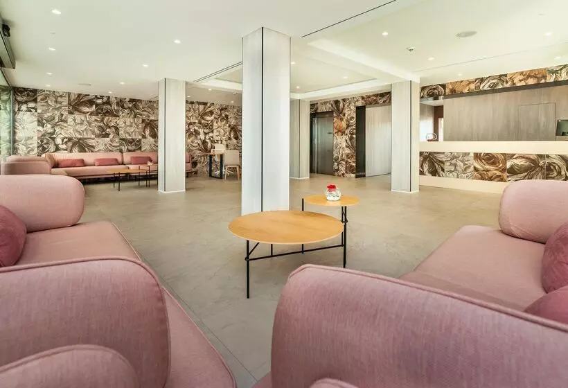 Fotos del hotel Clumba:  4