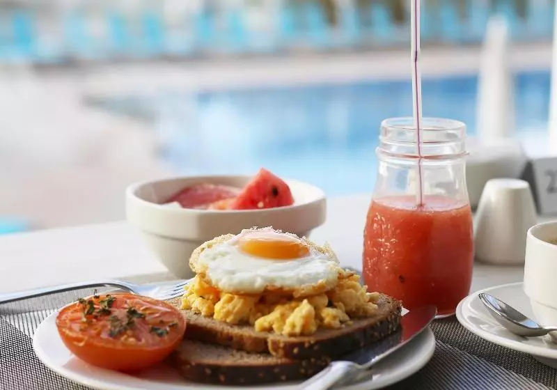 Fotos del hotel Universal  Castell Royal:  3