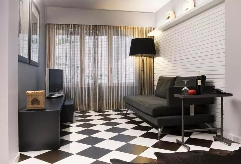 Fotos del hotel Gran Derby Suites:  19