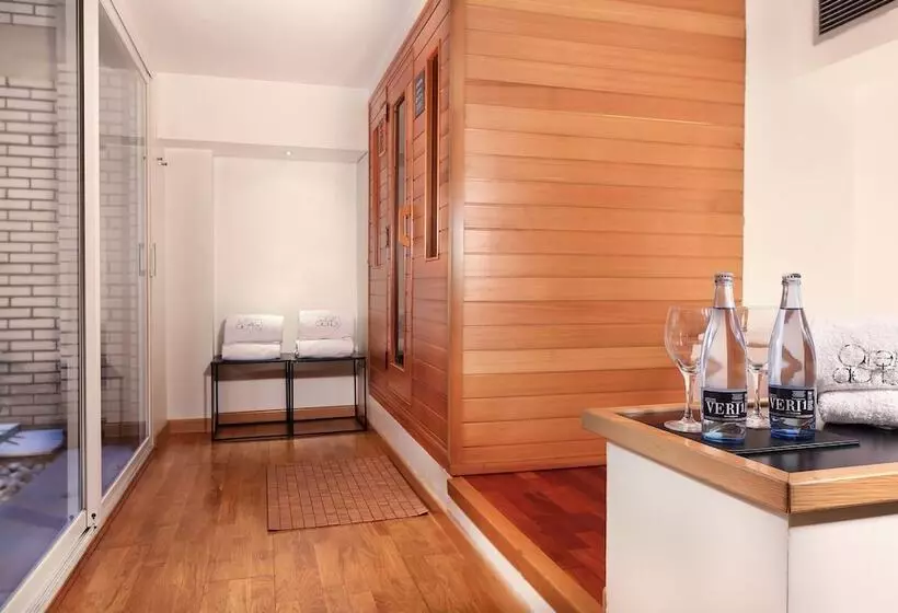 Fotos del hotel Gran Derby Suites:  4