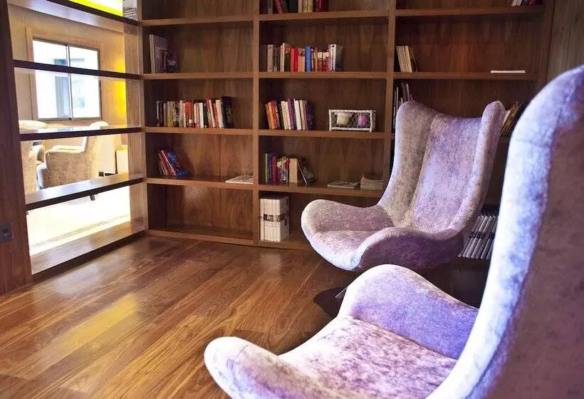 Fotos del hotel Sant Jordi Boutique:  11