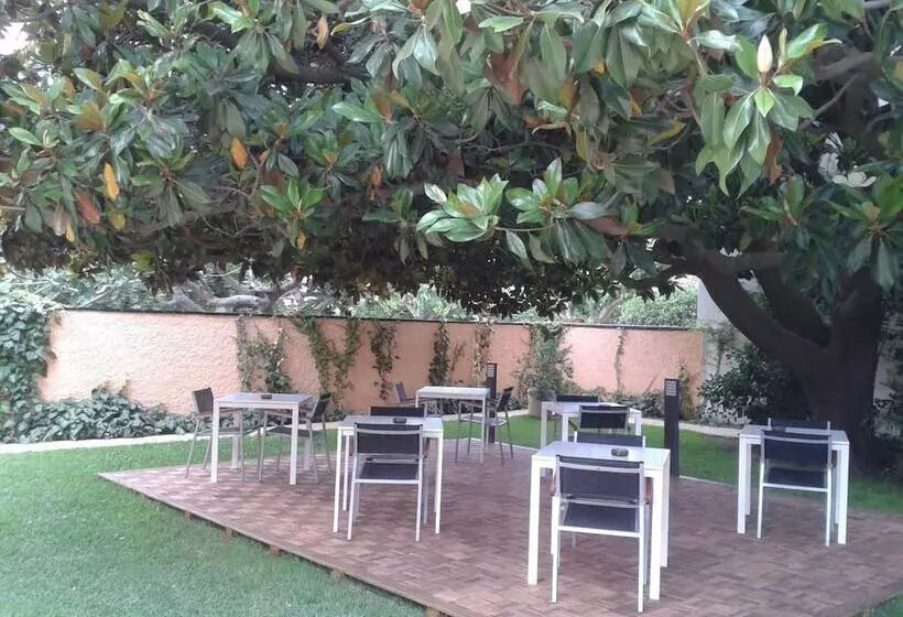 Fotos del hotel Sorrabona:  9