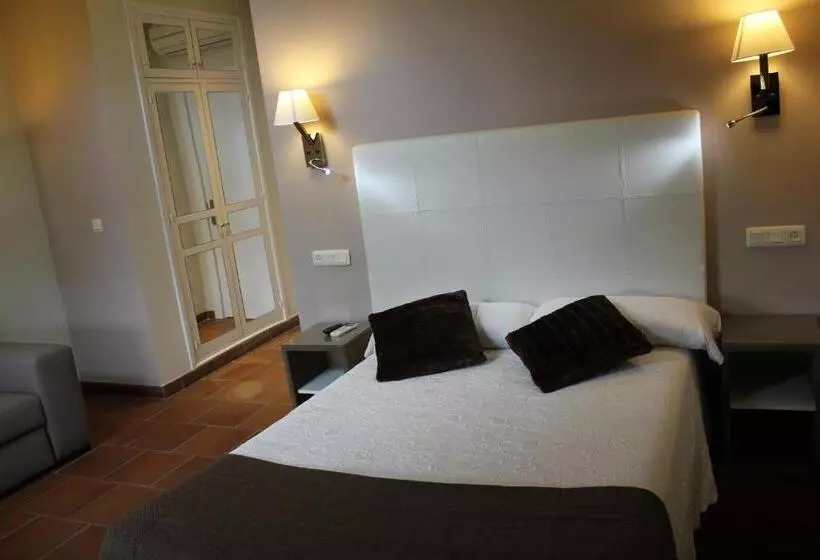 Fotos del hotel Leonor De Aquitania:  5