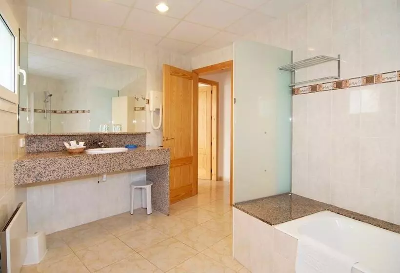 Fotos del hotel Port-bo:  23