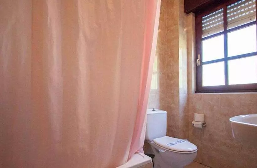 Fotos del hotel Surfances:  5