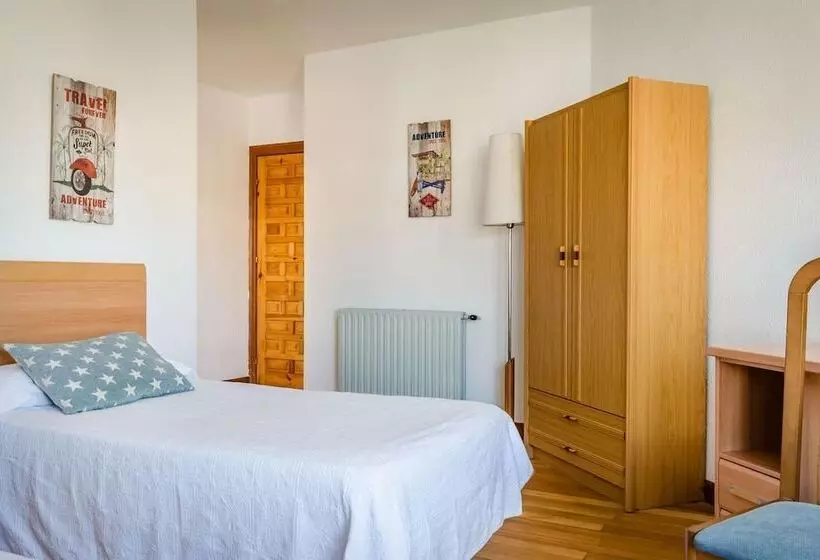 Fotos del hotel Surfances:  14