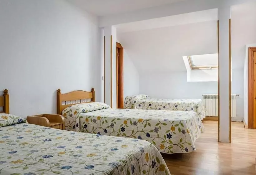 Fotos del hotel Surfances:  24