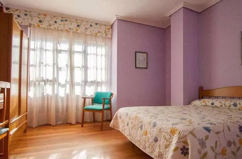 Fotos del hotel Surfances:  22