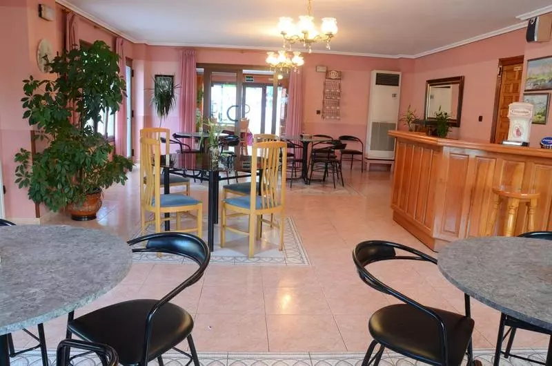 Fotos del hotel Surfances:  21