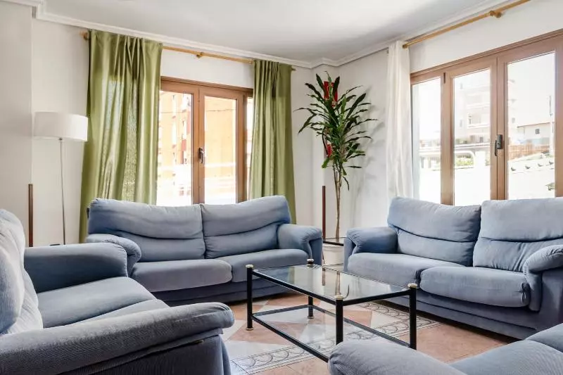 Fotos del hotel Surfances:  11