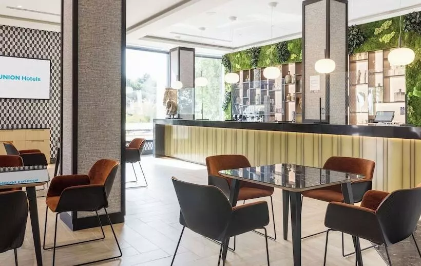 Fotos del hotel Ilunion Alcora Sevilla:  7