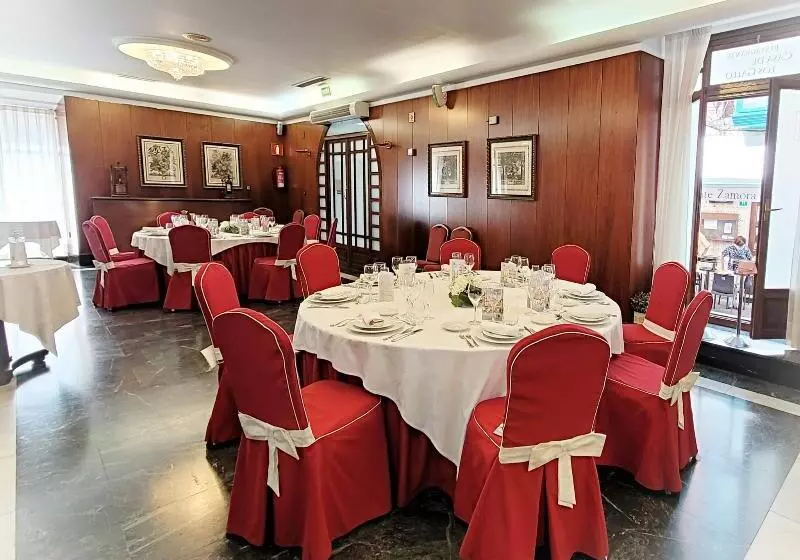 Fotos del hotel Zenit Imperial:  16