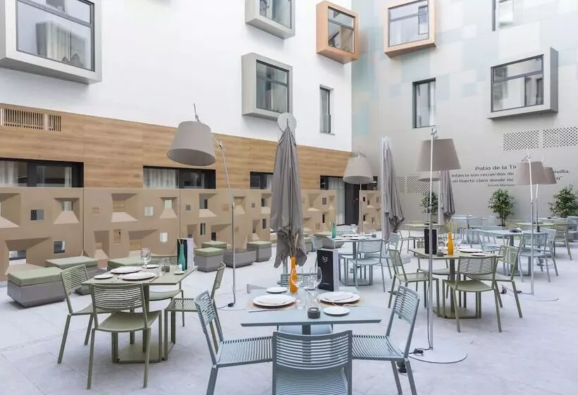 Fotos del hotel Macià Sevilla Kubb:  18