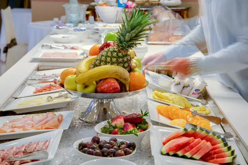 Fotos del hotel Pirineos:  4