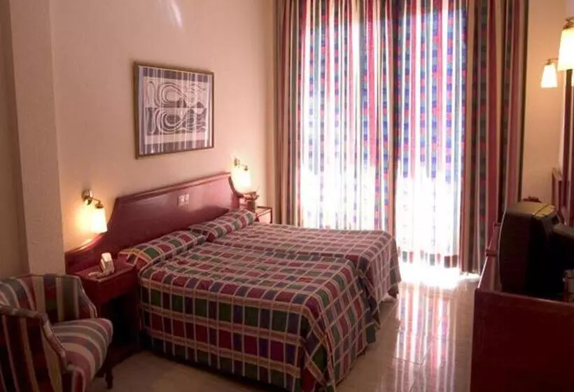 Fotos del hotel Room Mate Larios:  19