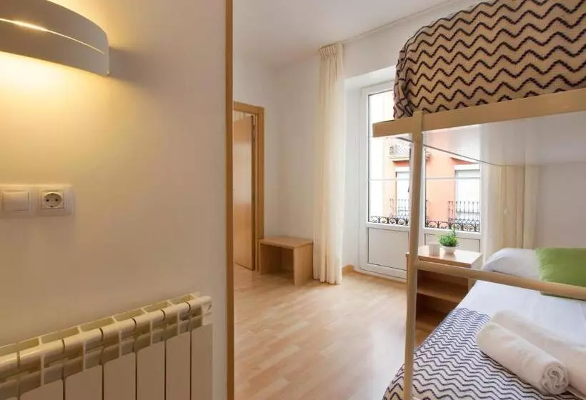 Fotos del hotel Hostal La Numantina:  19