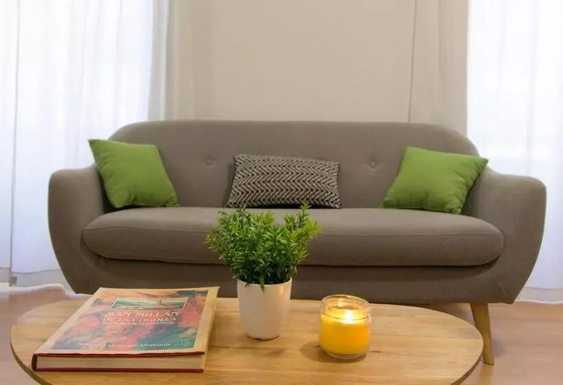 Fotos del hotel Hostal La Numantina:  12