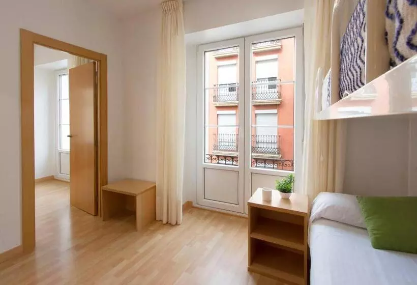 Fotos del hotel Hostal La Numantina:  23