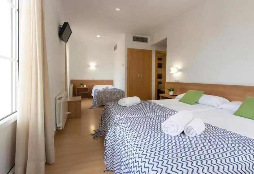 Fotos del hotel Hostal La Numantina:  7