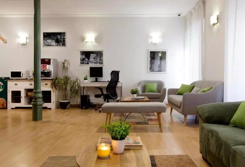 Fotos del hotel Hostal La Numantina:  18