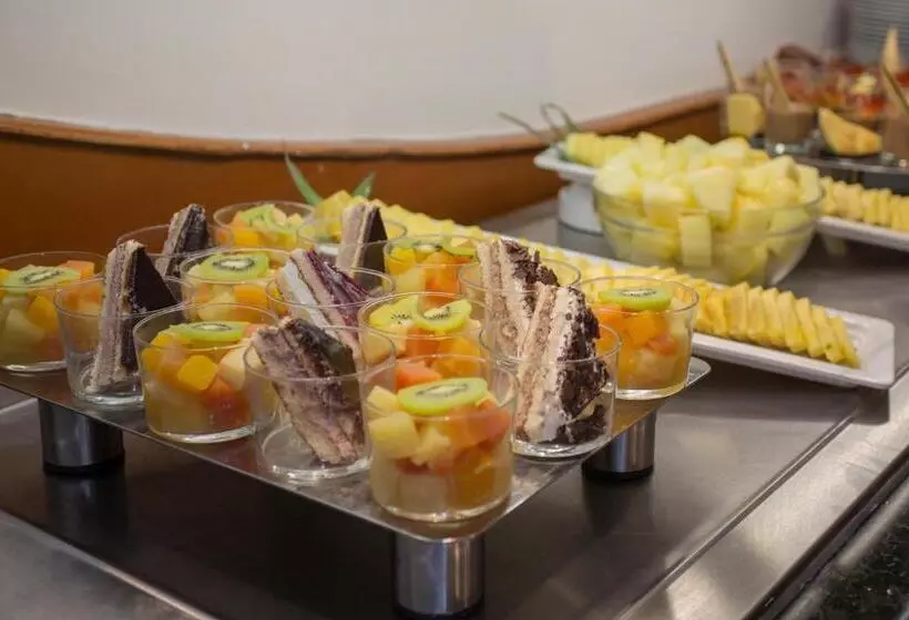 Fotos del hotel Oasis Plaza:  19