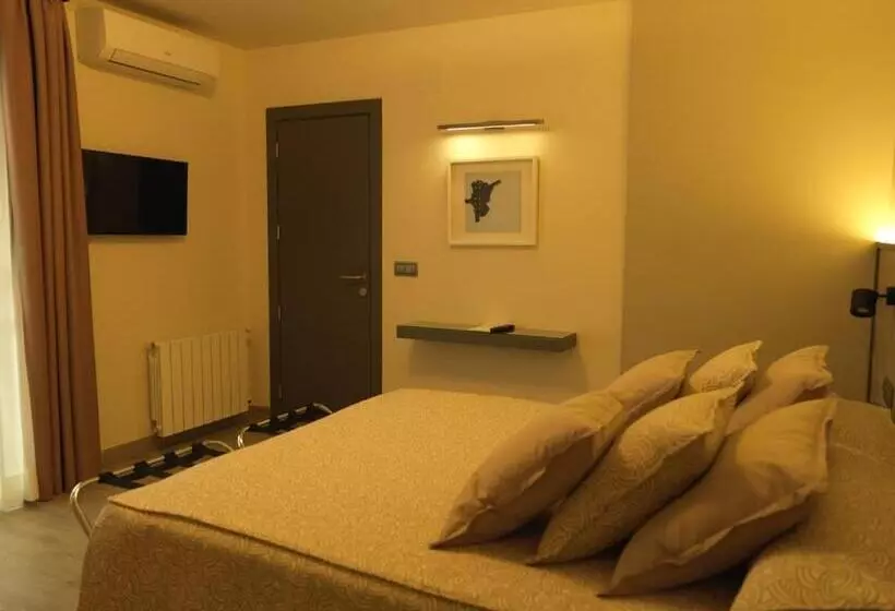 Fotos del hotel Oasis Plaza:  3