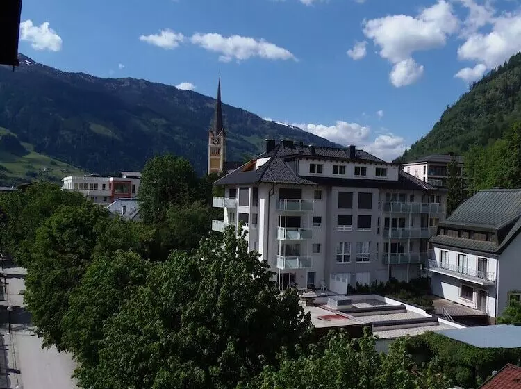 Fotos del hotel Germania Gastein Inklusive Eintritt In Die Alpentherme Und Bergbahnen Sommersaison 2022:  24