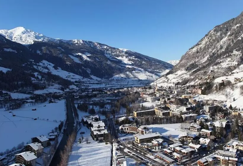 Fotos del hotel Germania Gastein Inklusive Eintritt In Die Alpentherme Und Bergbahnen Sommersaison 2022:  13