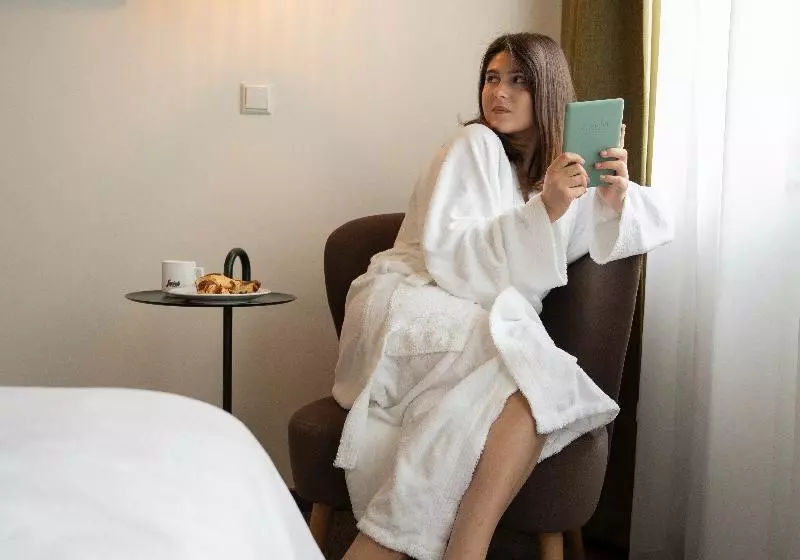 Fotos del hotel The Weekend:  8