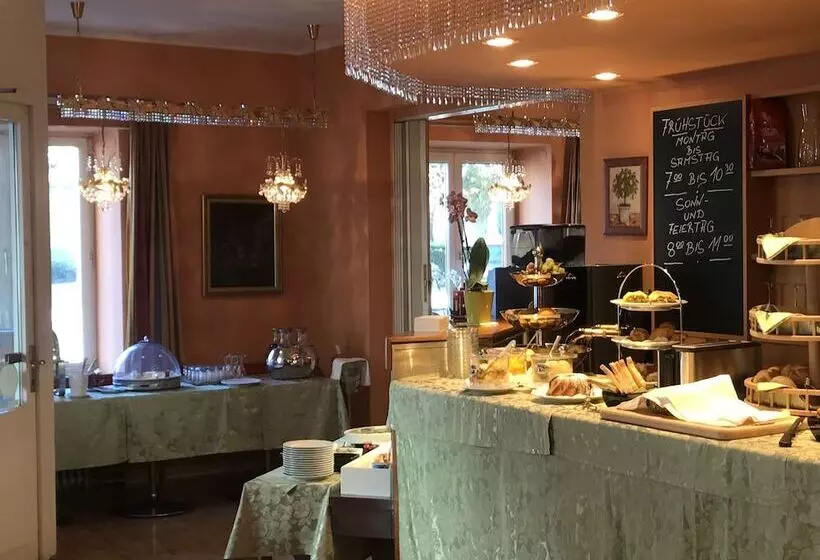 Fotos del hotel Vier Jahreszeiten Salzburg:  6