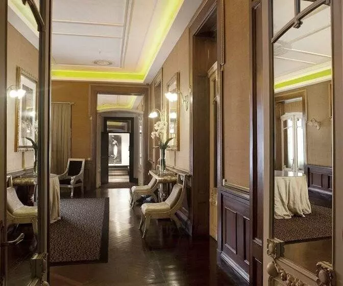 Fotos del hotel Savoy:  10