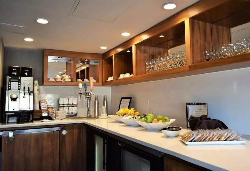 Fotos del hotel Delta Hotels By Marriott Calgary South:  6