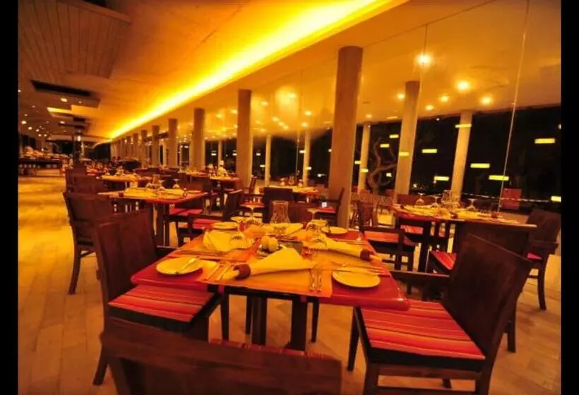 Fotos del hotel Hikka Tranz By Cinnamon:  7