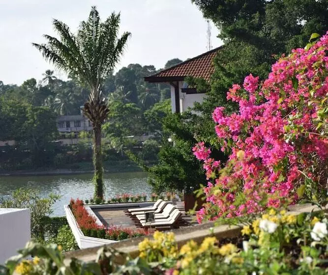 Fotos del hotel Mahaweli Reach:  23