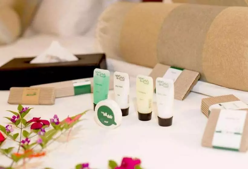 Fotos del hotel The Hill Club:  12