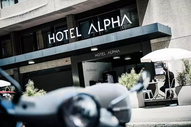 Fotos del hotel Alpha:  10