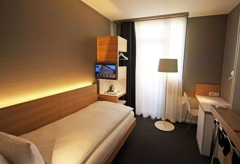 Fotos del hotel Best Western Plus Hotel Zürcherhof:  2