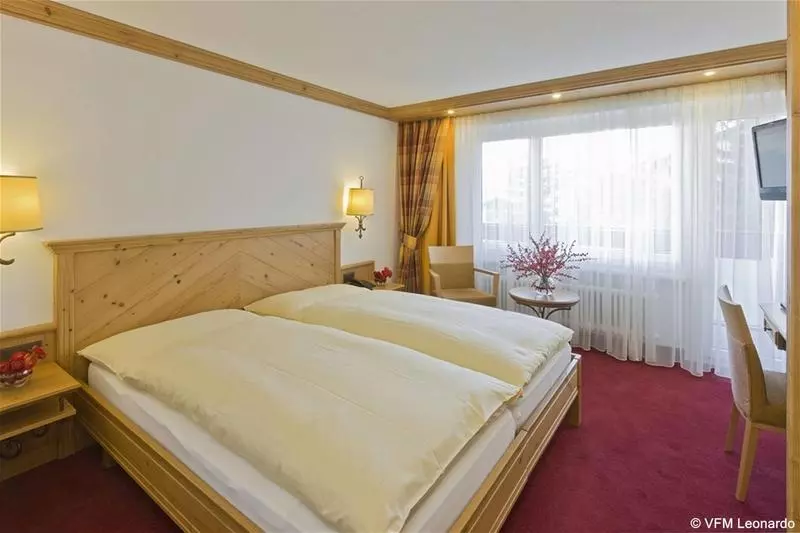 Fotos del hotel Holiday:  7