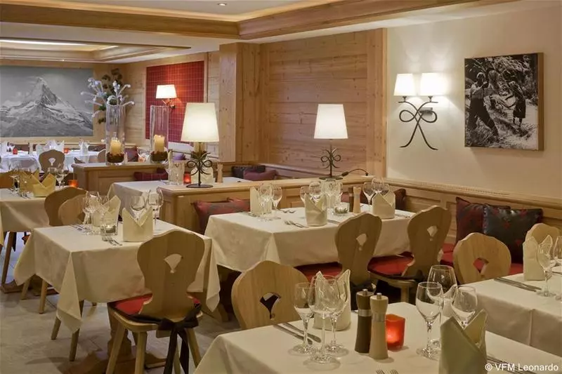 Fotos del hotel Holiday:  4