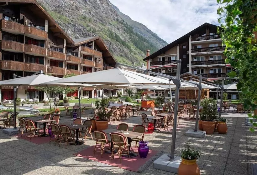 Fotos del hotel Schweizerhof Zermatt - A Small Luxury:  23