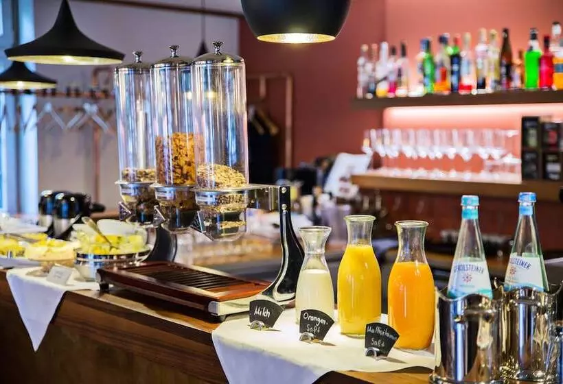 Fotos del hotel Boutique Hotel Poppenbütteler Hof:  4