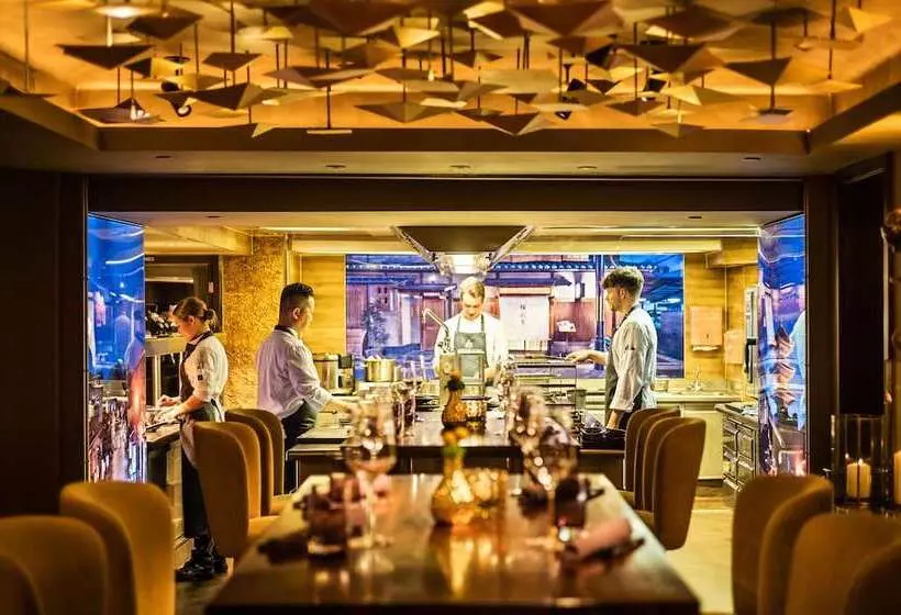 Fotos del hotel Fairmont  Vier Jahreszeiten:  13