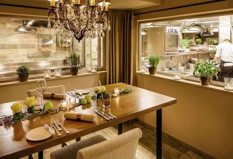 Fotos del hotel Fairmont  Vier Jahreszeiten:  15