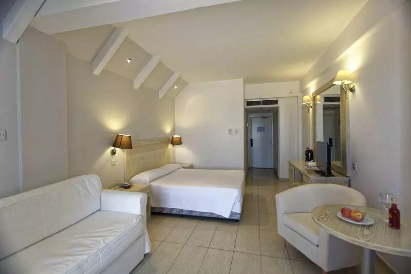 Fotos del hotel Radisson  Beach Resort Larnaca:  25