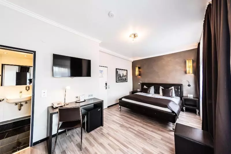 Fotos del hotel Mauritius Komfort  In Der Altstadt:  2