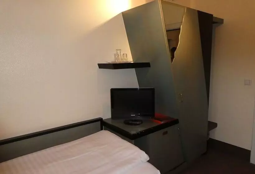 Fotos del hotel Monopol:  8